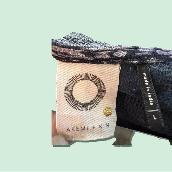 Anthropologie:  Akemi + Kin Boho Peasant Blouse - Picture 3 of 13